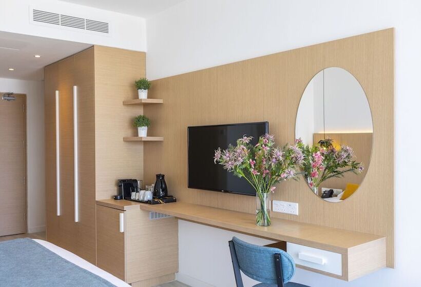 带海景的标准房, Leonardo Crystal Cove Hotel & Spa – Adults Only