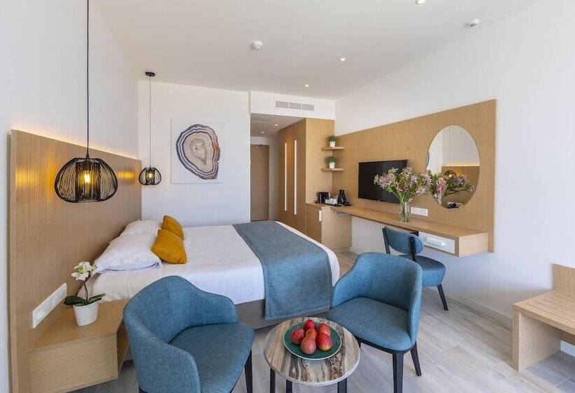 带海景的标准房, Leonardo Crystal Cove Hotel & Spa – Adults Only