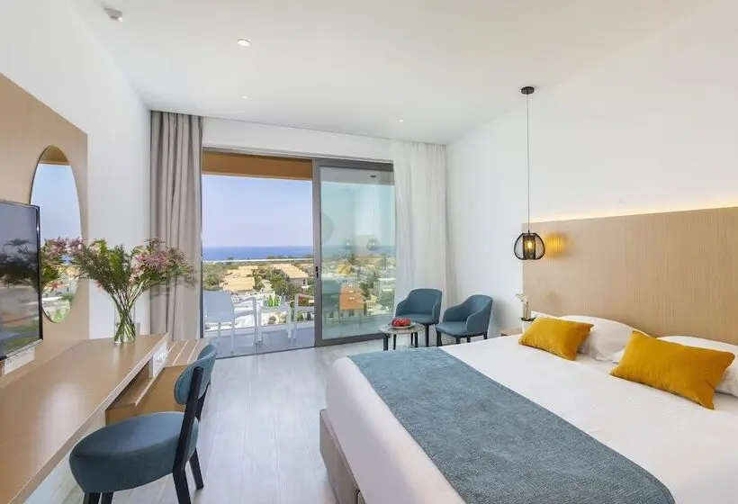 オーシャンビュースタンダードルーム, Leonardo Crystal Cove Hotel & Spa – Adults Only