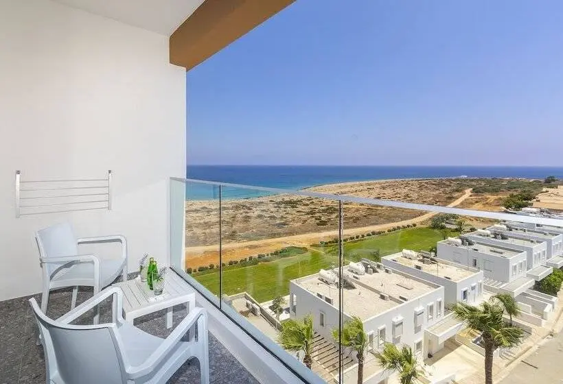 Executive Suite Sea View