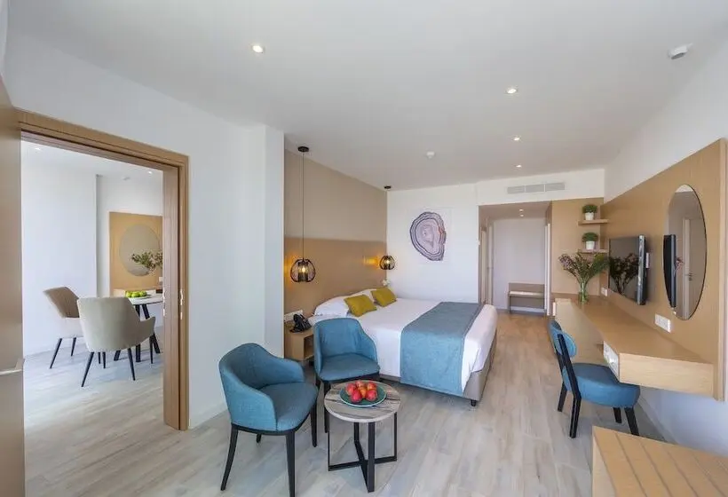 海の見えるエクゼクティブスイート, Leonardo Crystal Cove Hotel & Spa – Adults Only