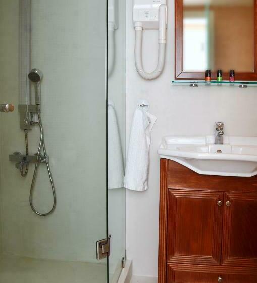 标准间, Keros Art Hotel