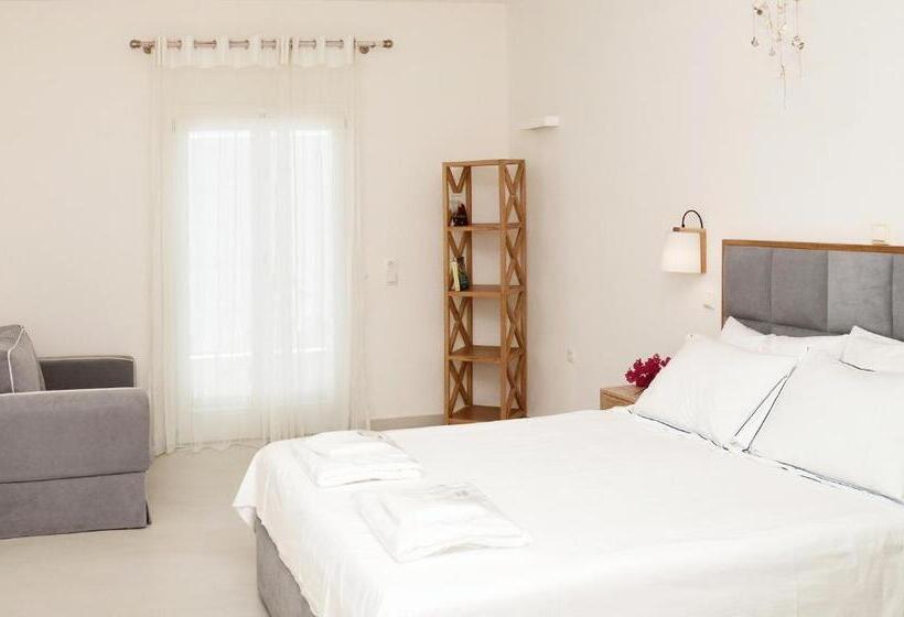 标准三人间, Keros Art Hotel