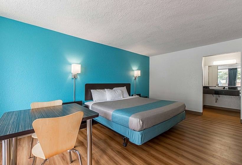 디럭스 룸, Motel 6 Pekin, Il