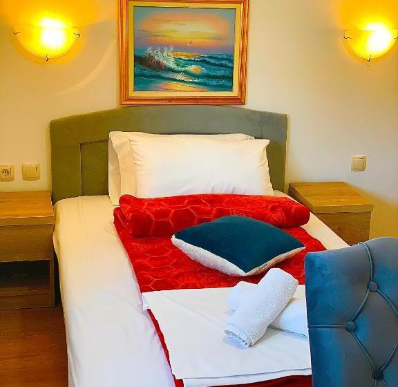 اتاق استاندارد یک نفره, Pansion Turudić