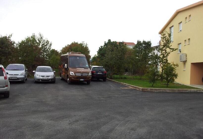 اتاق استاندارد با بالکن, Pansion Turudić