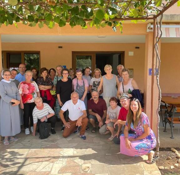 اتاق استاندارد چهارنفره با بالکن, Pansion Turudić