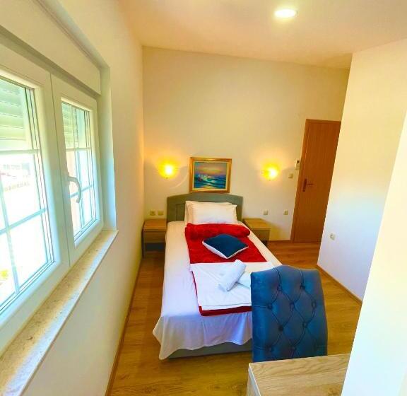 اتاق استاندارد یک نفره, Pansion Turudić