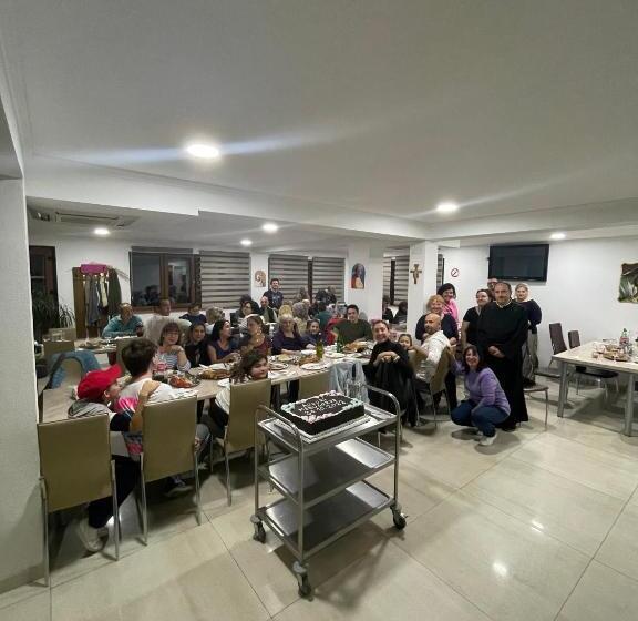 اتاق استاندارد چهارنفره با بالکن, Pansion Turudić