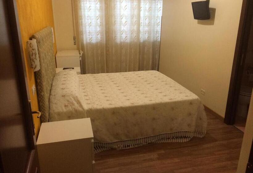 חדר סטנדרט, Tiburtina Hotel Holiday