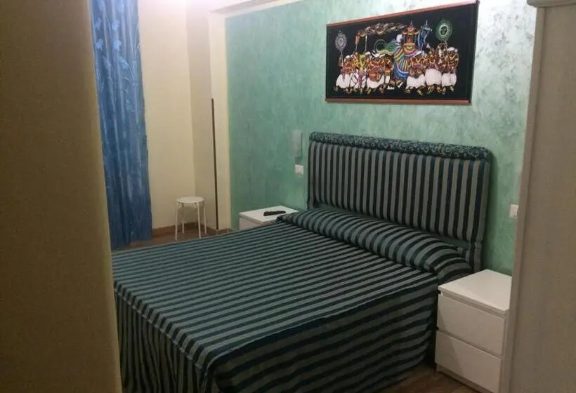 スタンダードルーム, Tiburtina Hotel Holiday