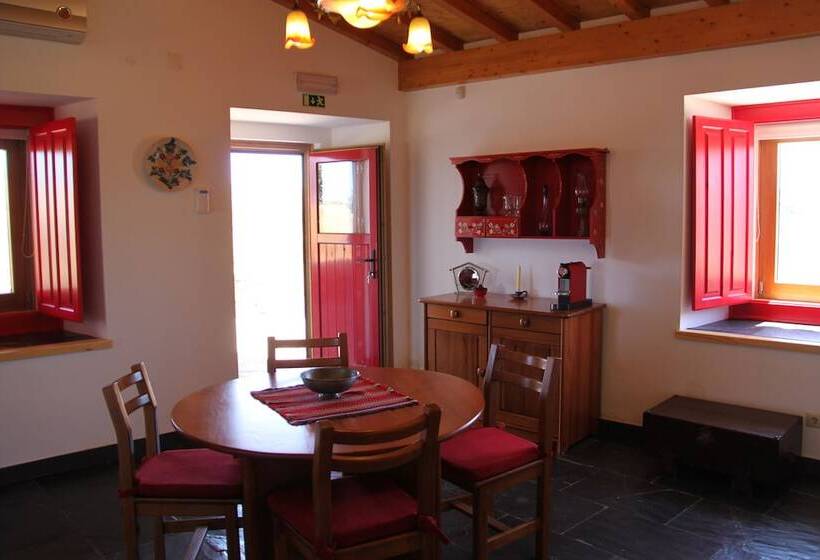 Апартаменты 2 Спальни, Casa Da Urra
