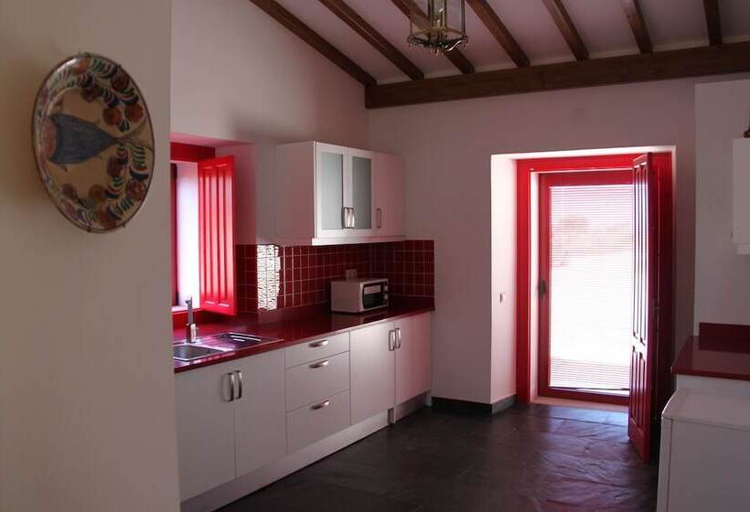 شقة غرفتين, Casa Da Urra