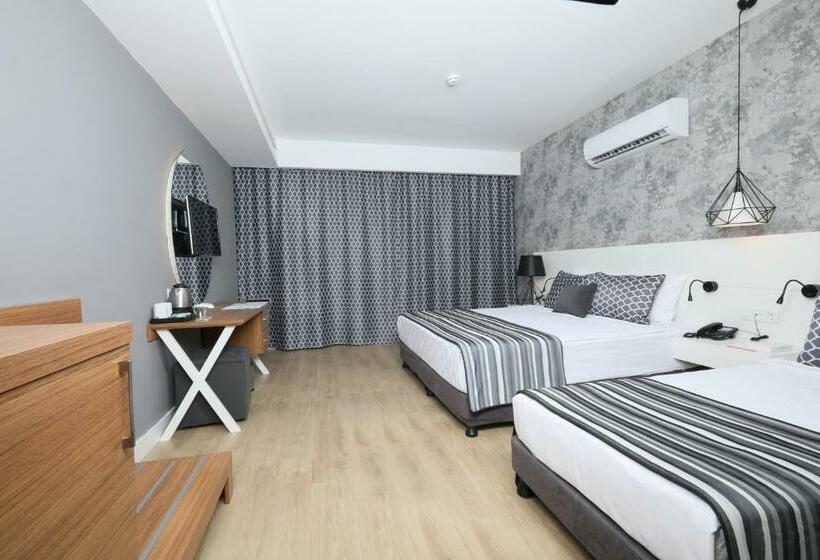 اتاق استاندارد, Greenwood Suites Resort