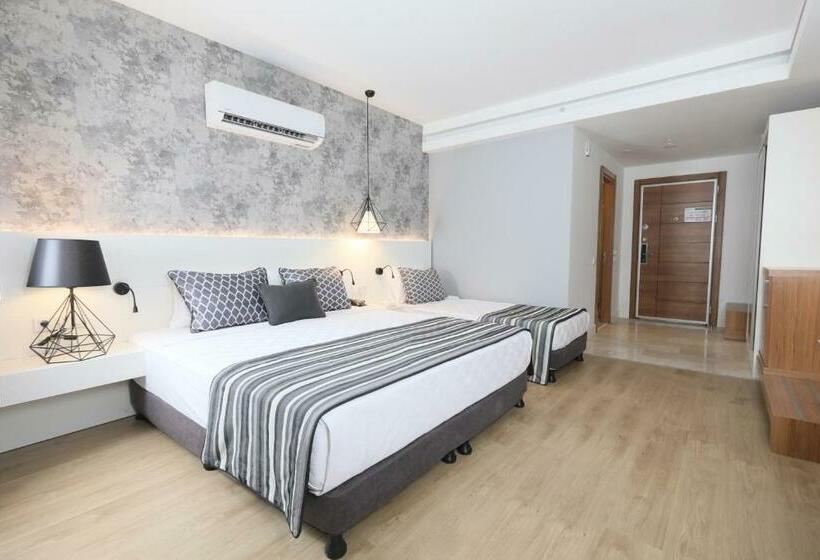 اتاق استاندارد, Greenwood Suites Resort