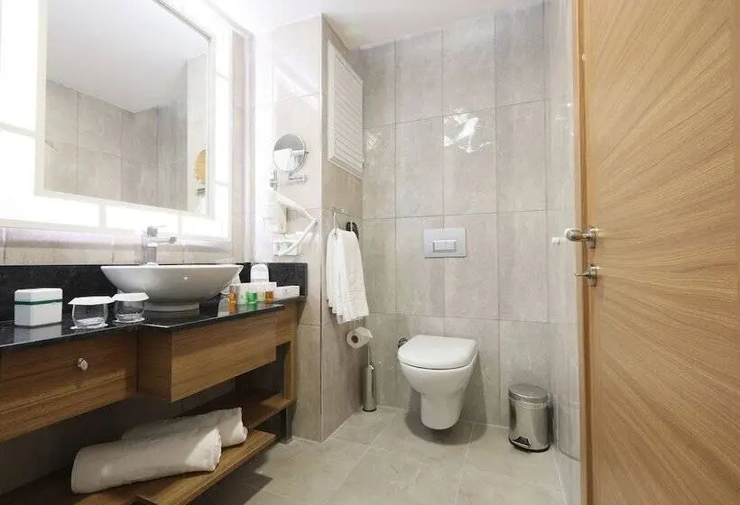اتاق استاندارد, Greenwood Suites Resort