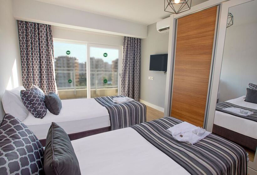 سوییت لوکس, Greenwood Suites Resort