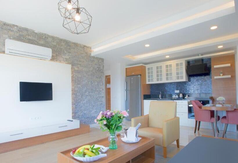Люкс 2 Спальни, Greenwood Suites Resort