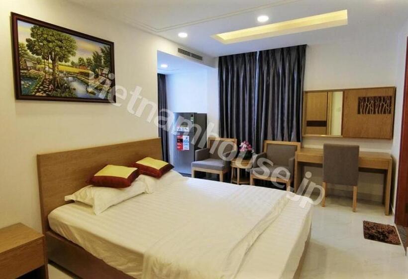 استودیوی لوکس, 60 Inn Saigon