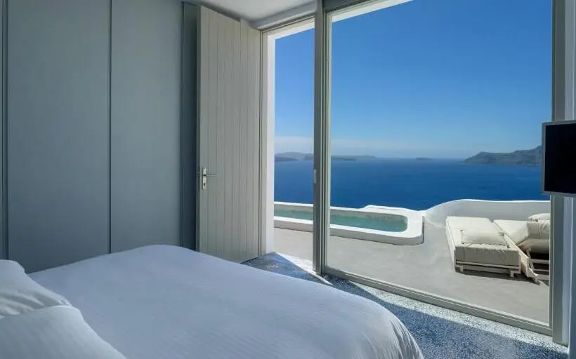سوئیت با چشم‌انداز, Echoes Luxury Suites