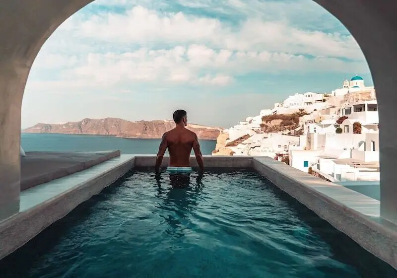 سوئیت با چشم‌انداز, Echoes Luxury Suites