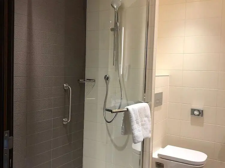 اتاق لوکس, Hilton Garden Inn Birmingham Airport