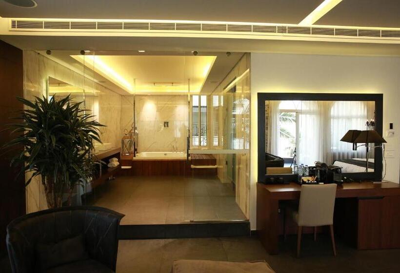 سوئیت رویال, Luxor