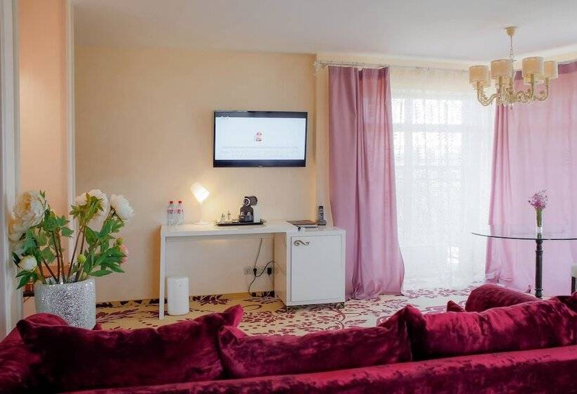 اتاق استاندارد, Onegin