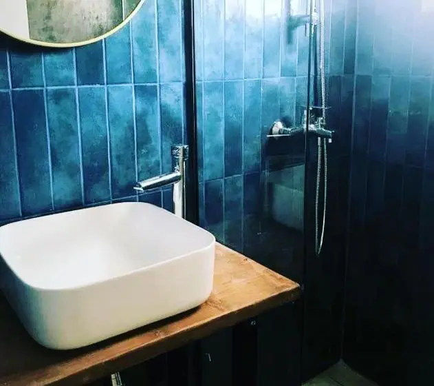 テラス付きスタンダードワンルーム, Elena’s Apartments