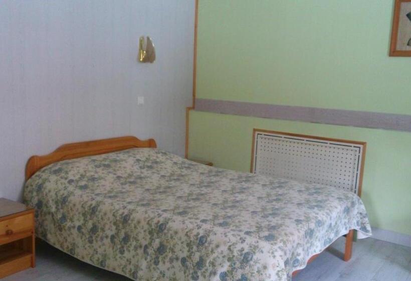 اتاق خانوادگی, Pansionaat Valentina