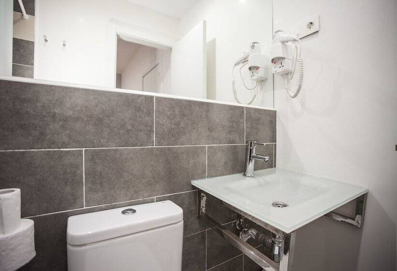 اتاق استاندارد, Cc Malasaña