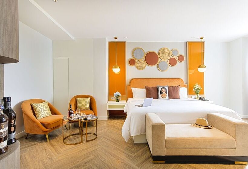 高级大房间, La Seine