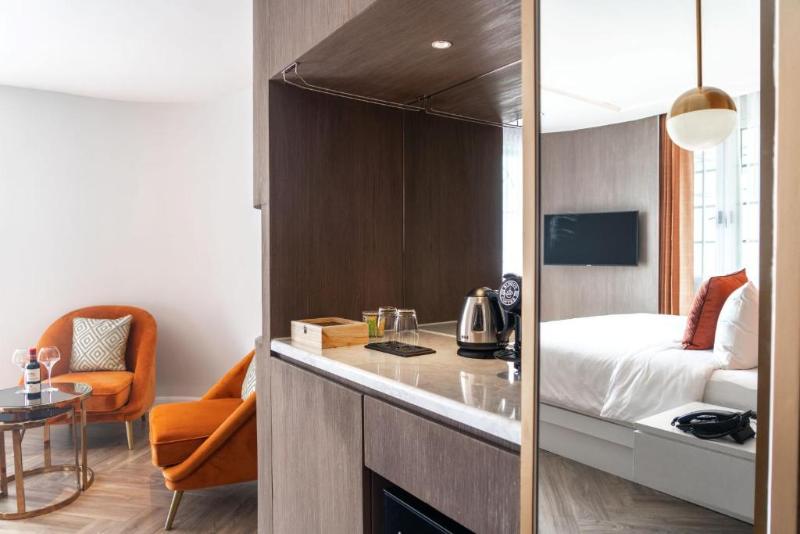 Deluxe room with river view, La Seine