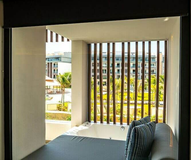 小型俱乐部套房, Majestic Elegance Costa Mujeres All Inclusive