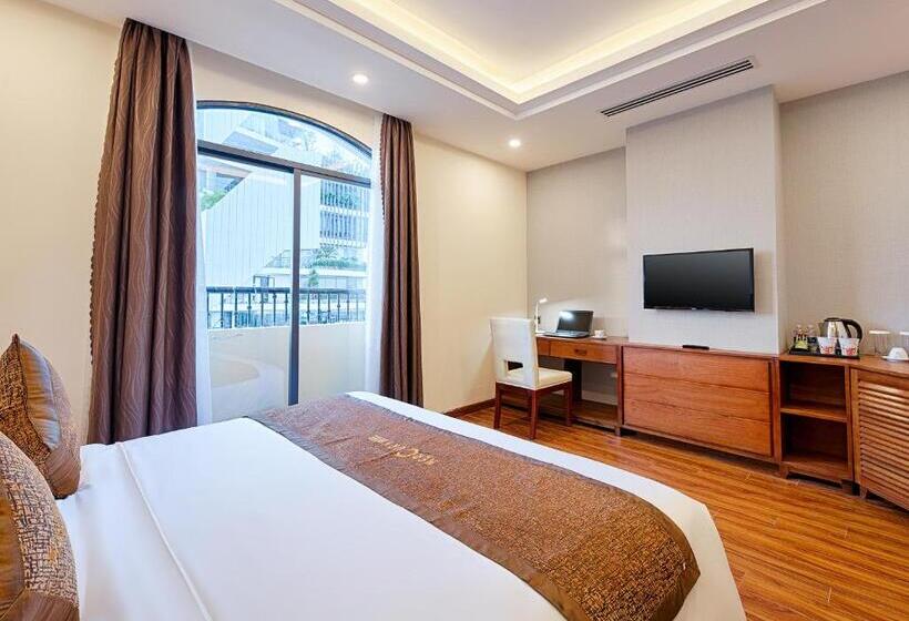 سوئیت با تخت بزرگ, Mercury Boutique