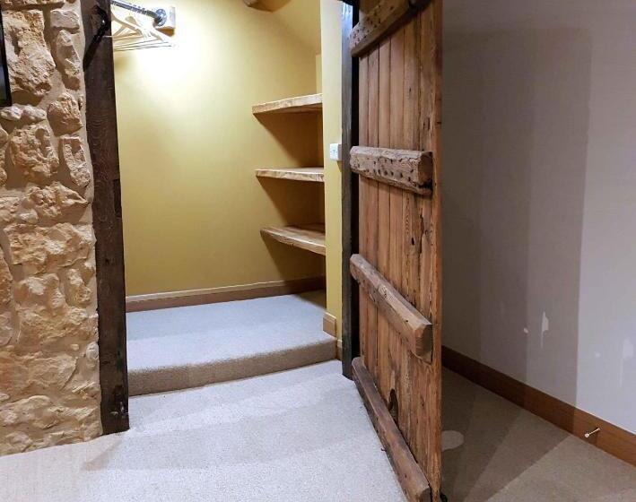 إستوديو سوبيريور, Shave Farm