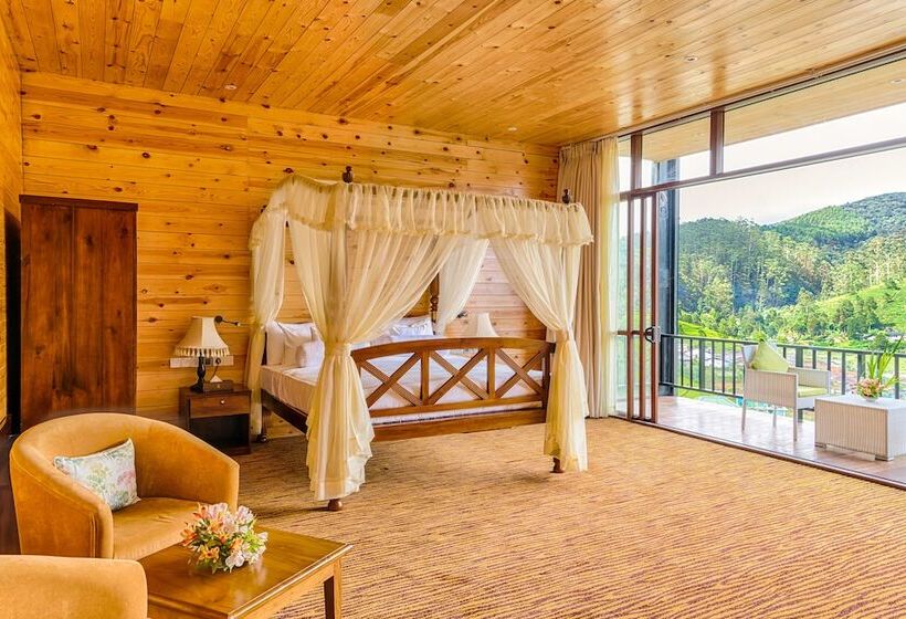 샬레, The Golden Ridge