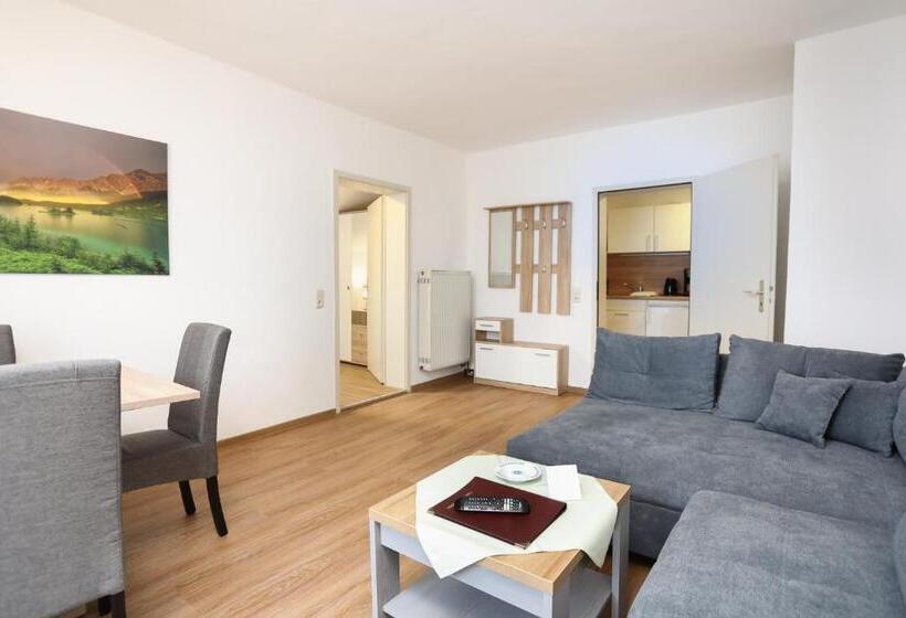 Апартаменты 1 Спальня, Garni Post