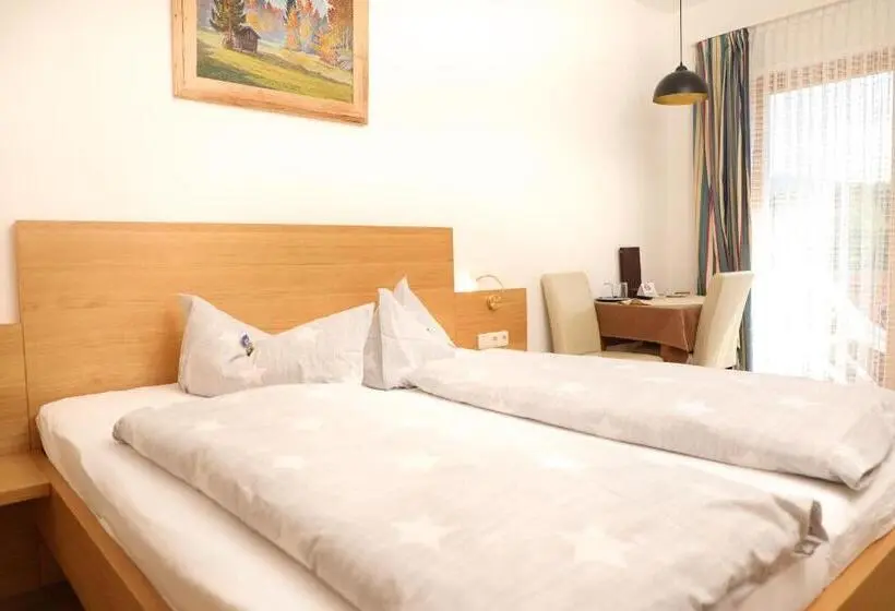 Comfort room with balcony, Garni Post