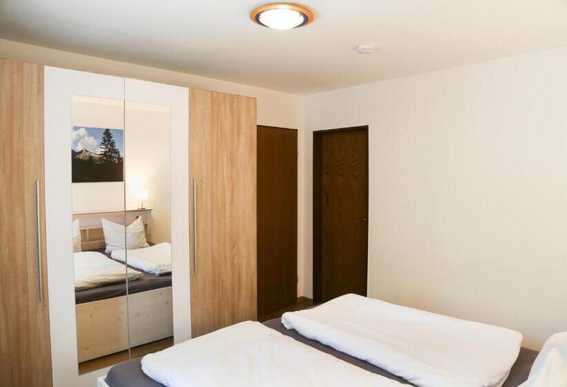 Апартаменты 1 Спальня, Garni Post