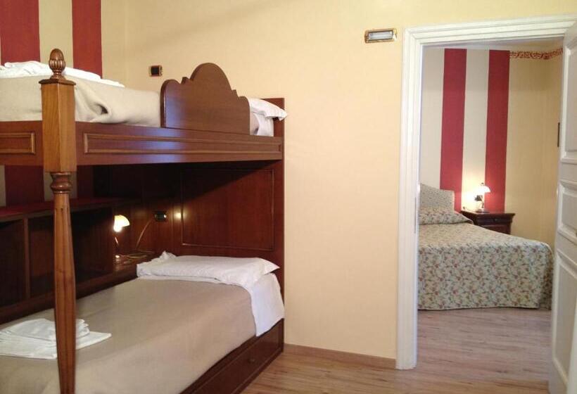 غرفة عادية خماسية, La Dependance