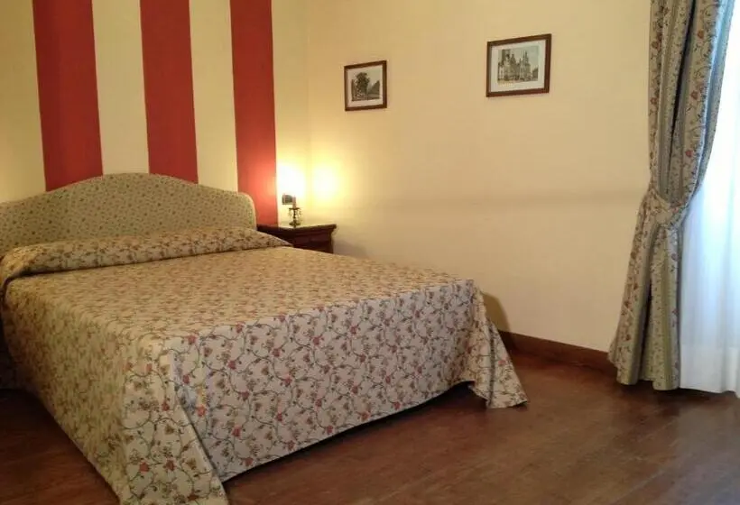Apartament z 1 Połączoną Sypialnią, La Dependance