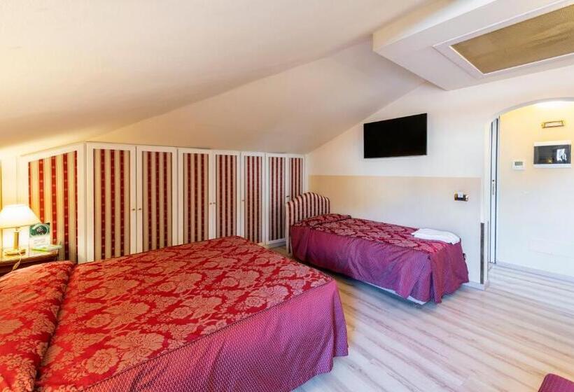 شقة من غرفة نوم واحدة متصلة, La Dependance