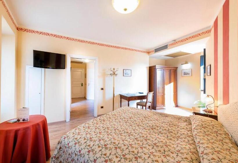 شقة من غرفة نوم واحدة متصلة, La Dependance