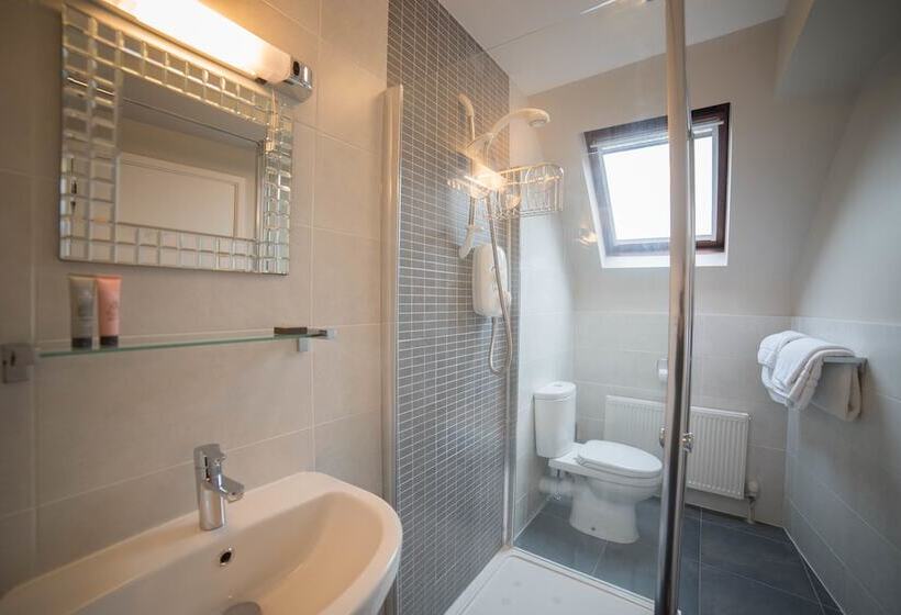 家庭间, Red Mullions Guest House