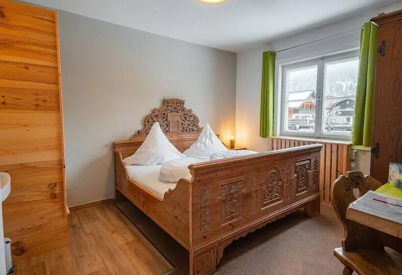 اتاق استاندارد با سرویس بهداشتی مشترک, Ron´s Guesthouse