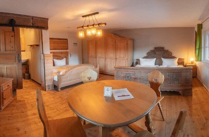 4인용 스탠다드 룸, Ron´s Guesthouse