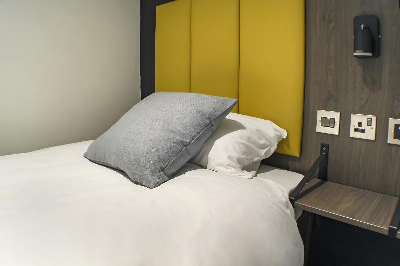 Номер Стандарт Индивидуальный, Tamworth Arms