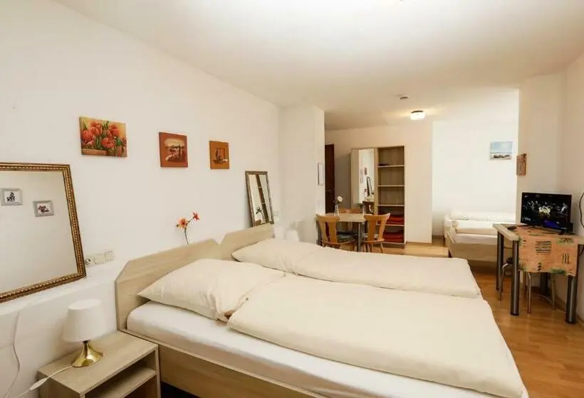 スタンダード４人部屋, Gasthof / Pension Götzfried