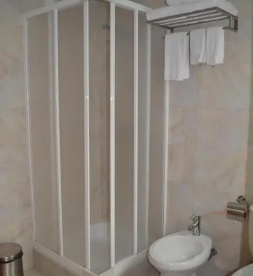 スタンダードトリプルルーム, Arenilha Guest House